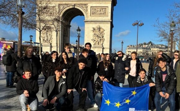 Vom Klassenzimmer an die Seine: Eine Reise voller Eindrücke Vom Klassenzimmer an die Seine: Eine Reise voller Eindrücke